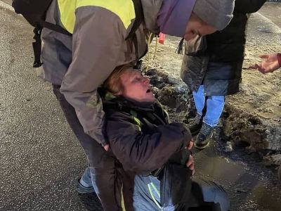 Маргарита Юдина после нападения ОМОНовца, 23.01.21, Санкт-Петербург. Фото: t.me/bazabazon