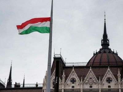 Здание парламента Венгрии. Фото: Carsten Koall / Getty Images